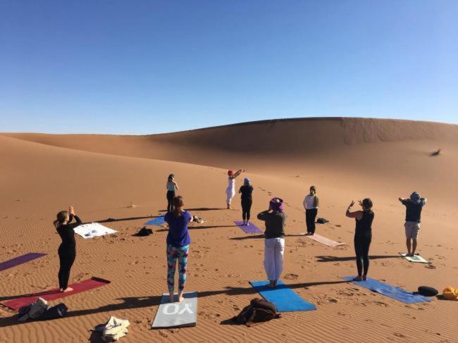 Camp Sahara Holidays M'Hamid El Ghizlane Exterior foto