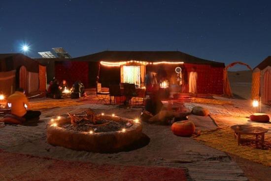 Camp Sahara Holidays M'Hamid El Ghizlane Exterior foto